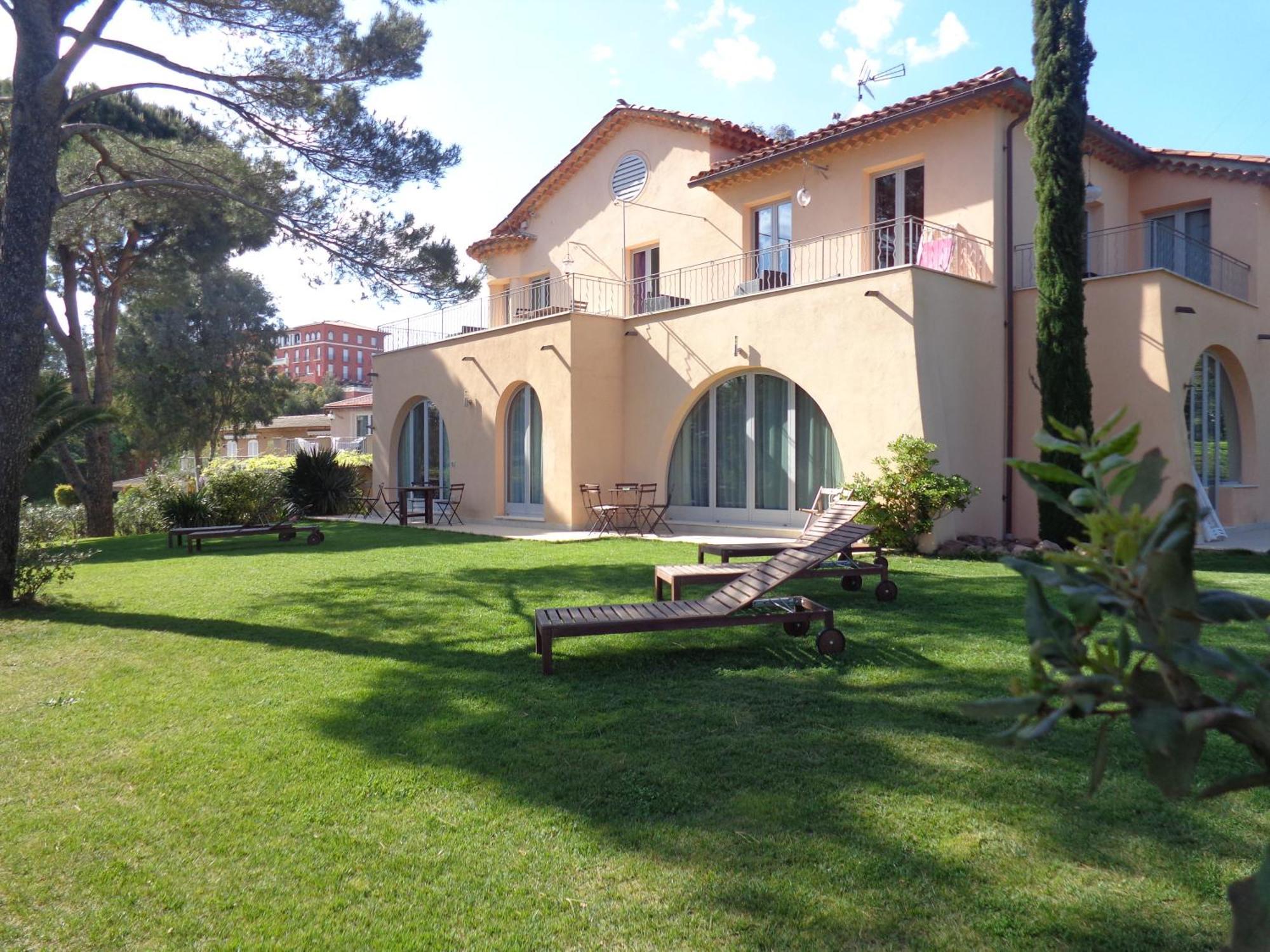 Villa Angelina Front Beach Grimaud Exteriér fotografie