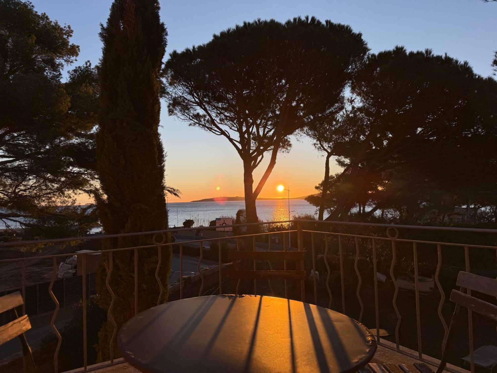 Villa Angelina Front Beach Grimaud Exteriér fotografie